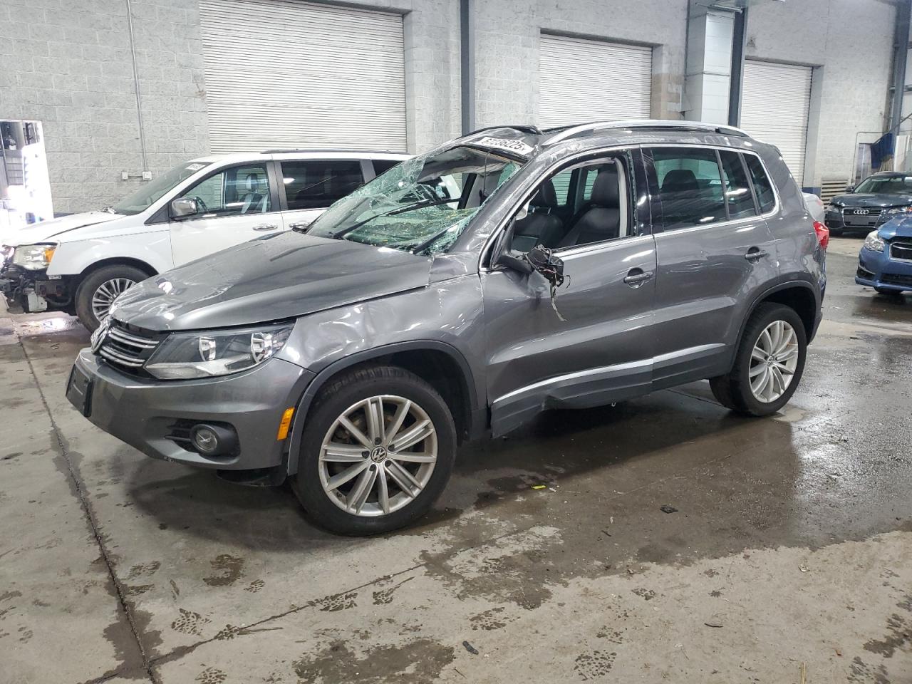 VOLKSWAGEN TIGUAN S