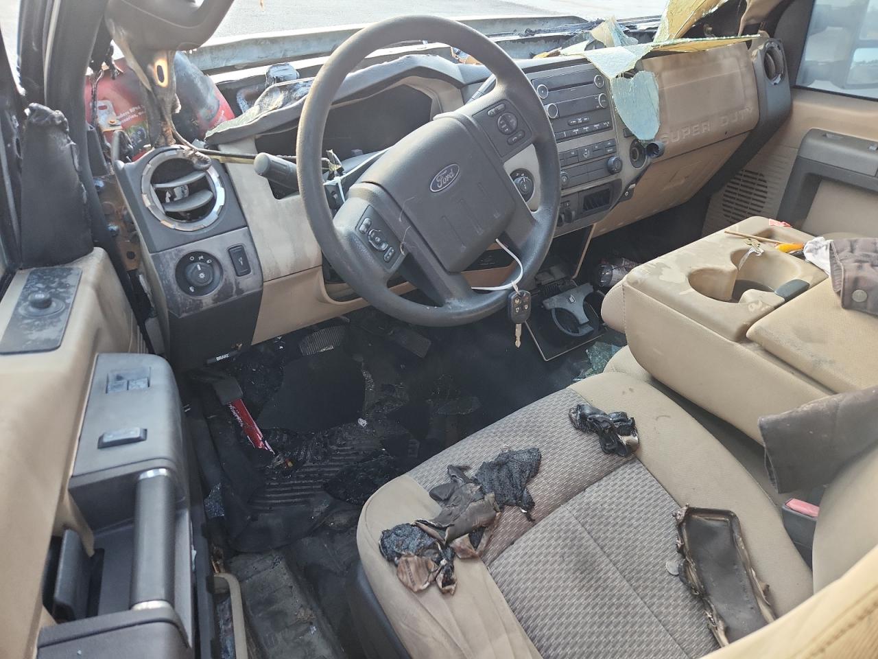 FORD F-250 SUPER DUTY