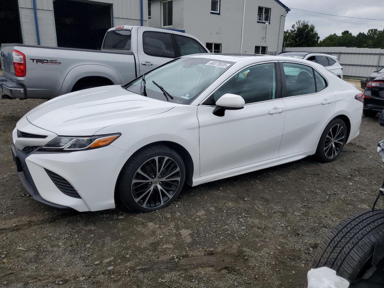 TOYOTA CAMRY L