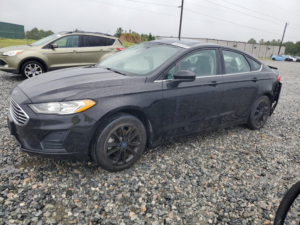 FORD FUSION SE