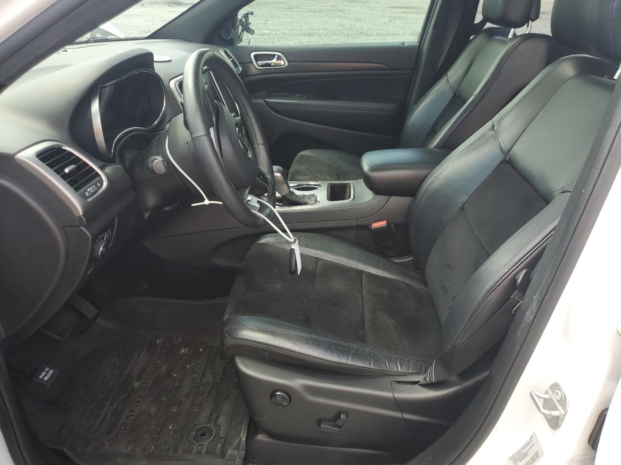 JEEP GRAND CHEROKEE LAREDO