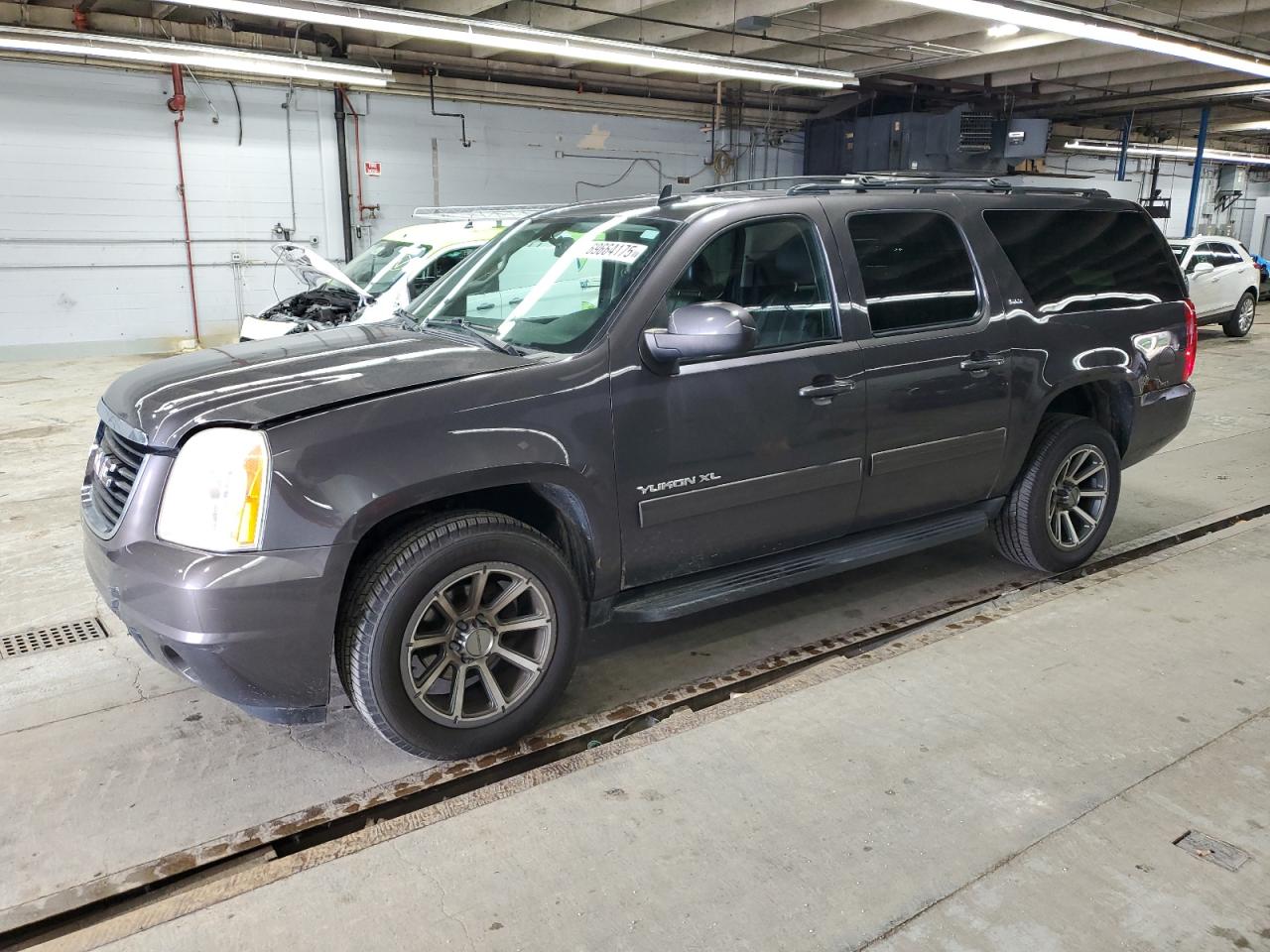 GMC YUKON K1500 SLT