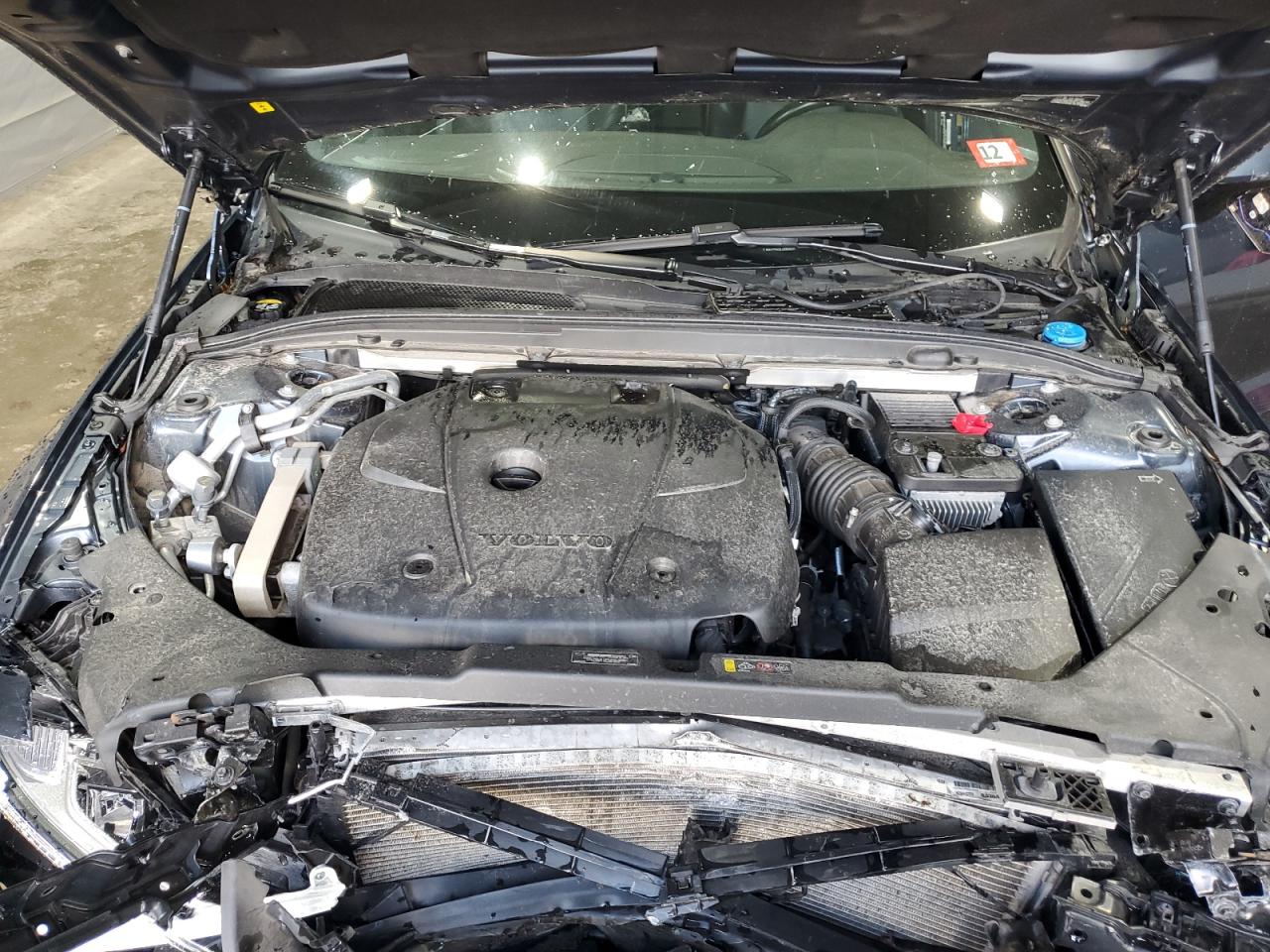 VOLVO S60 T6 MOMENTUM