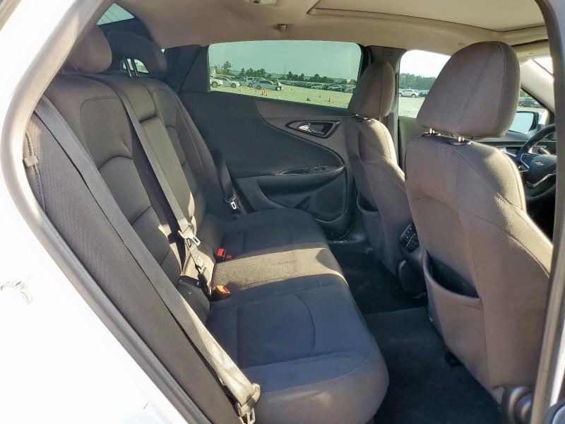 2018 CHEVROLET MALIBU LT 1G1ZD5ST1JF124589