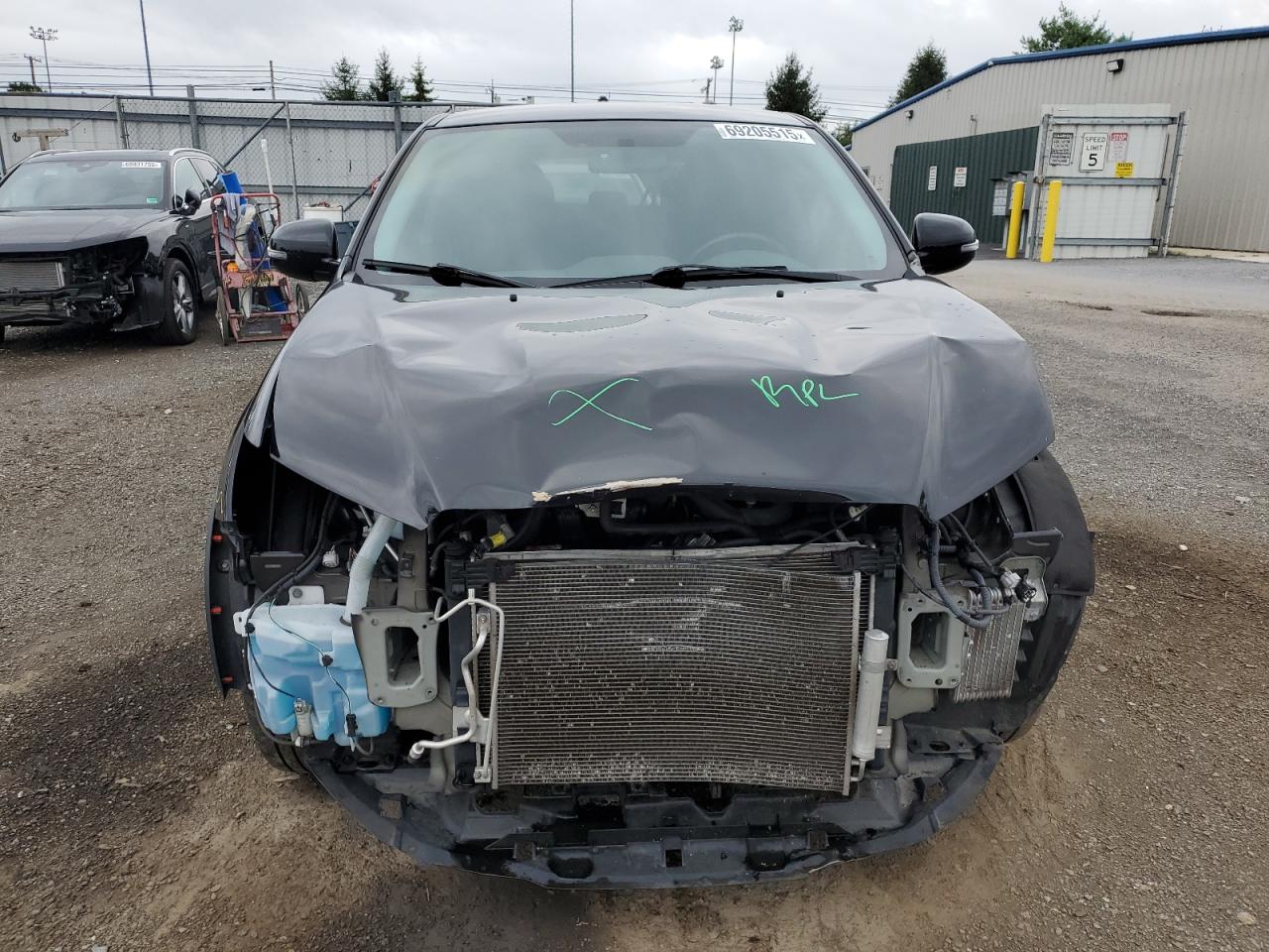 MITSUBISHI OUTLANDER ES