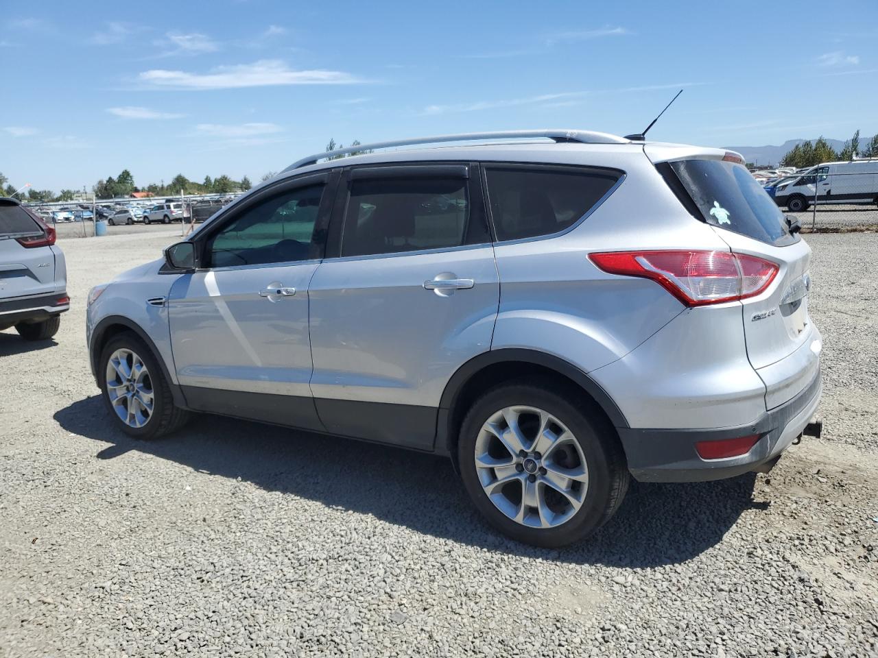 FORD ESCAPE TITANIUM