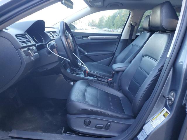 2017 VOLKSWAGEN PASSAT SE 1VWBT7A31HC070180