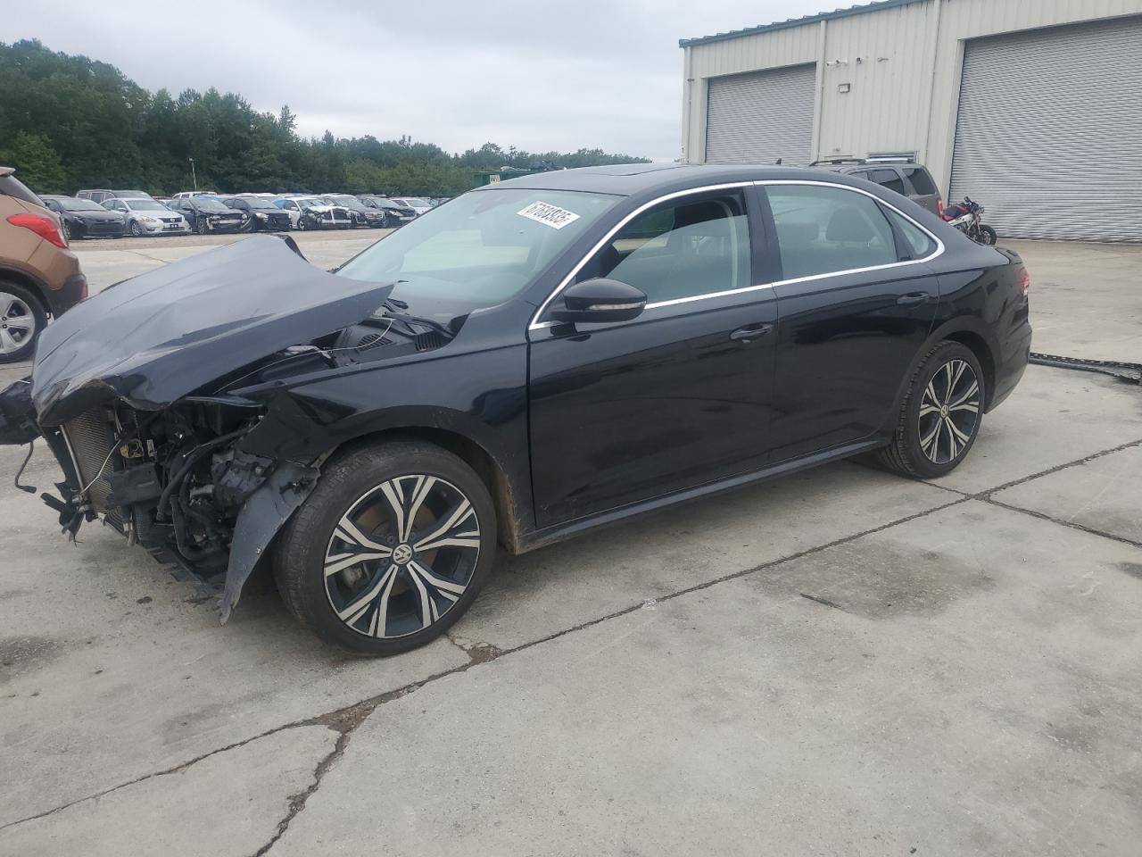 VOLKSWAGEN PASSAT SE