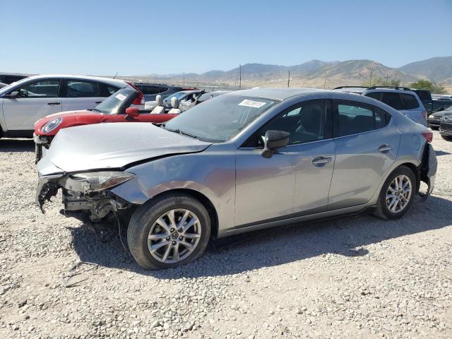 MAZDA 3 TOURING