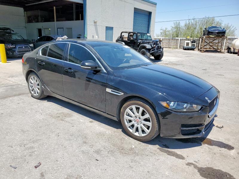 2019 JAGUAR XE SAJAR4FX4KCP49263