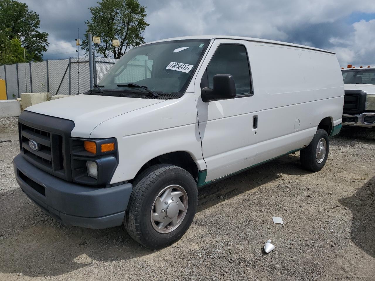 FORD ECONOLINE E250 VAN