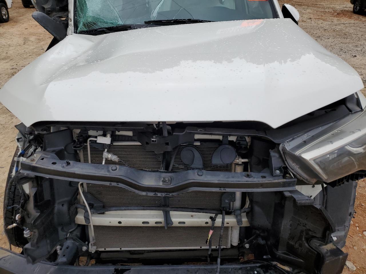 TOYOTA 4RUNNER SR5/SR5 PREMIUM