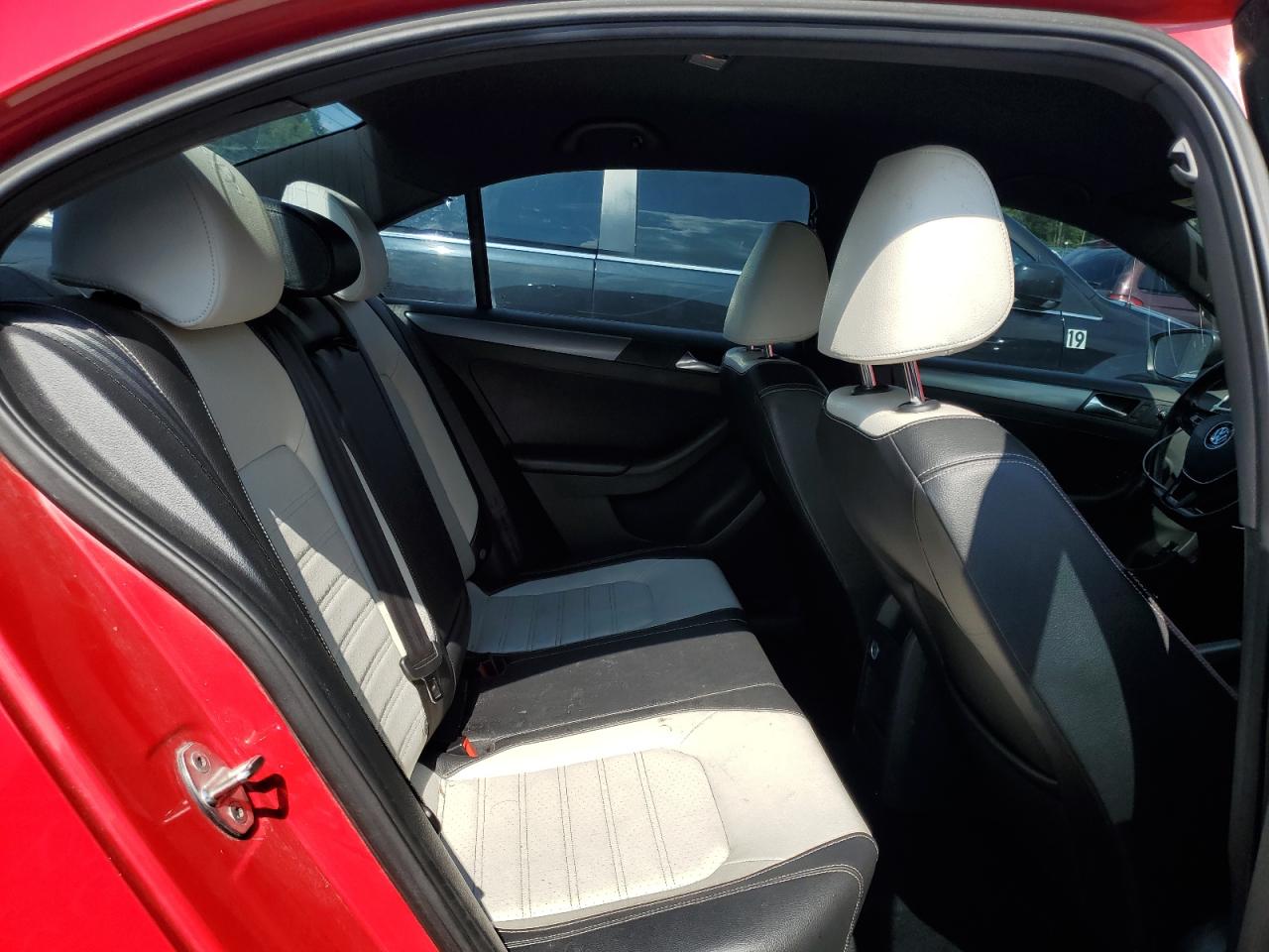 VOLKSWAGEN JETTA SPORT