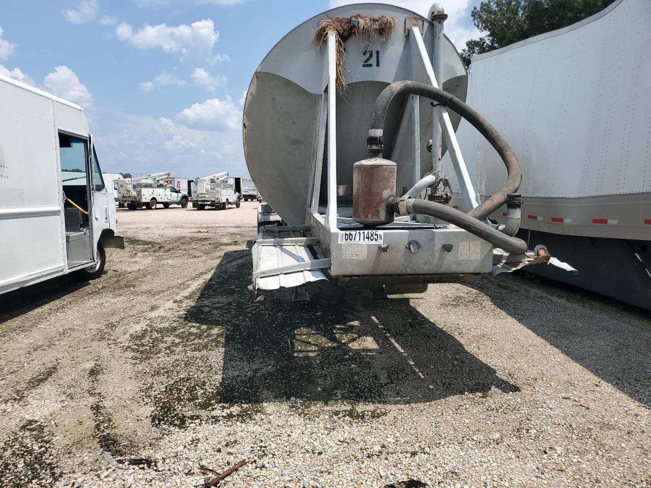 Lot #3269783758 2013 TRA UNKNOWN