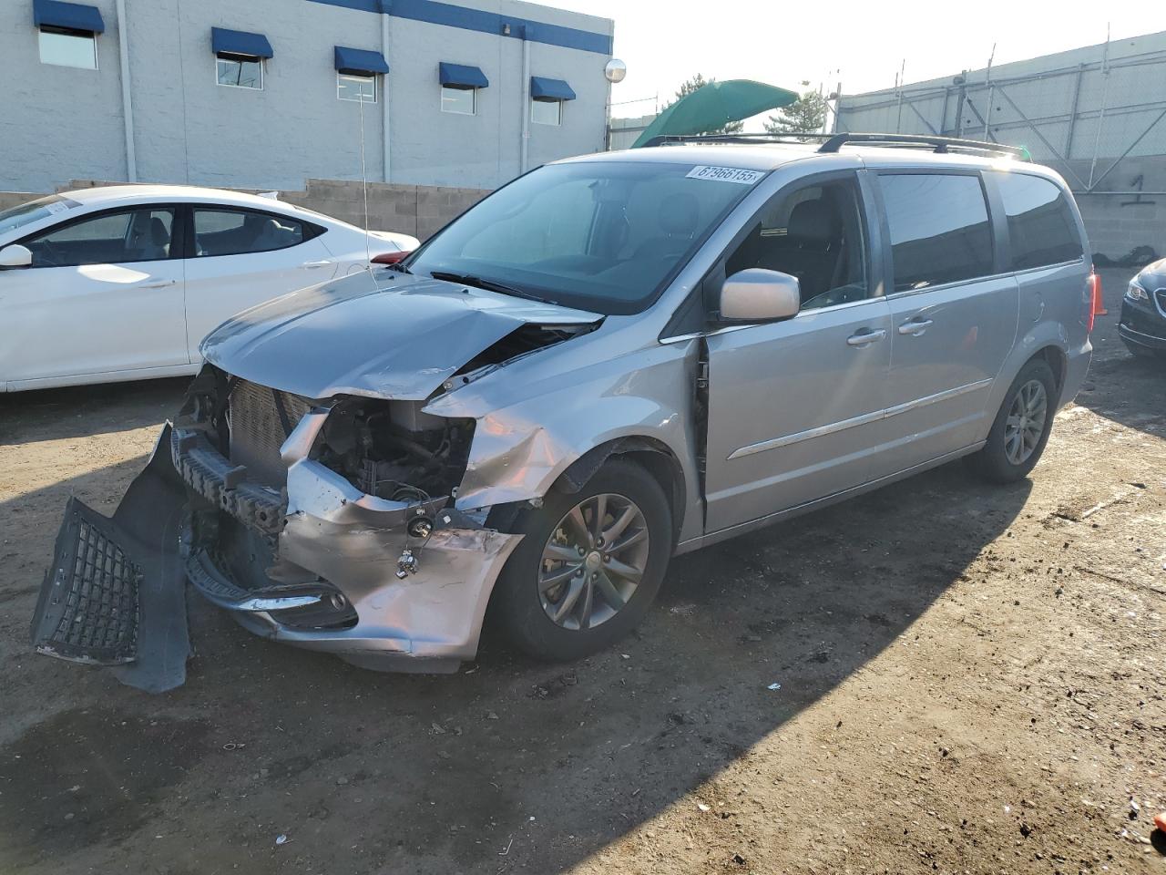 CHRYSLER TOWN & COUNTRY S