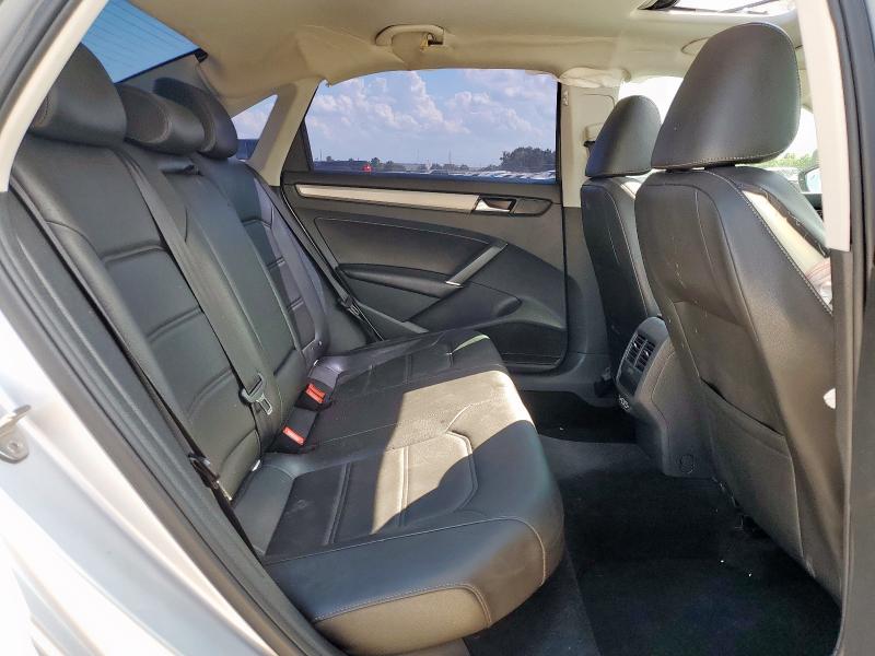2020 VOLKSWAGEN PASSAT SE - 1VWWA7A32LC012000