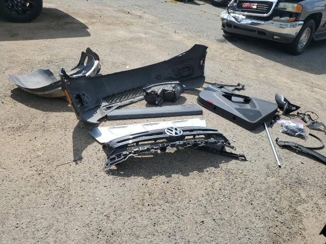 2017 VOLKSWAGEN TIGUAN WOL WVGRV7AX5HW501628