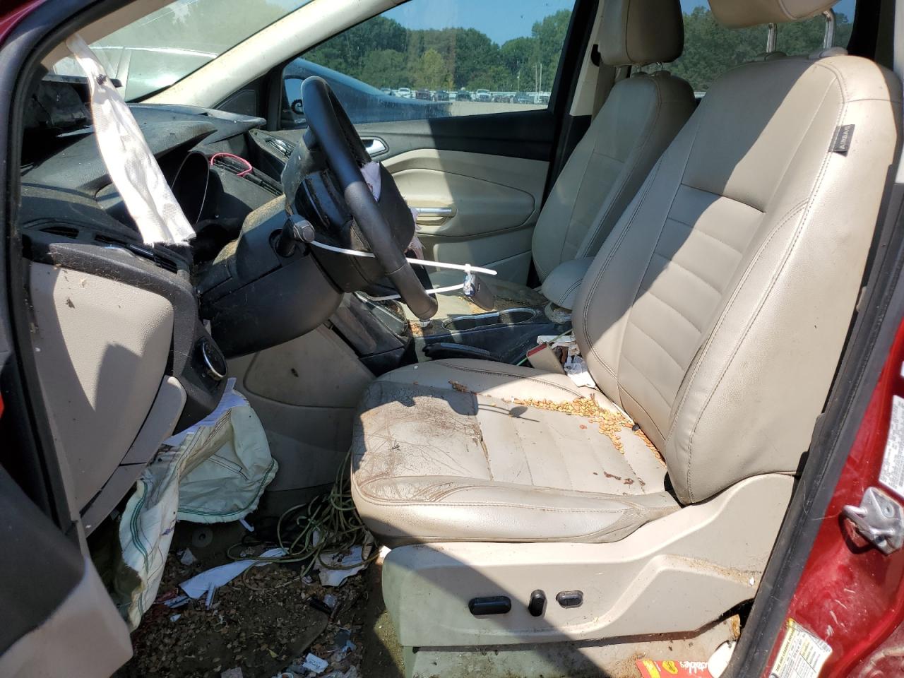 FORD ESCAPE TITANIUM