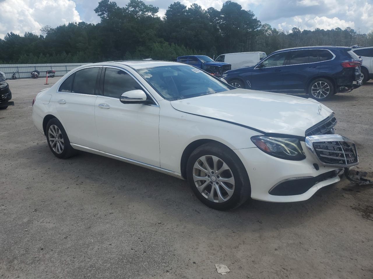 MERCEDES-BENZ E-CLASS 300 4MATIC