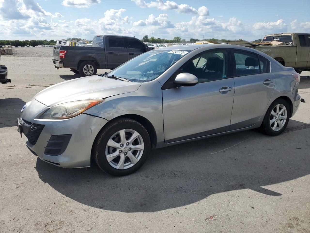 MAZDA 3 I