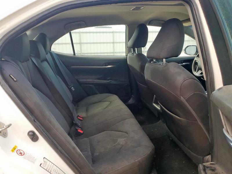 2018 TOYOTA CAMRY L 4T1B11HK5JU591384