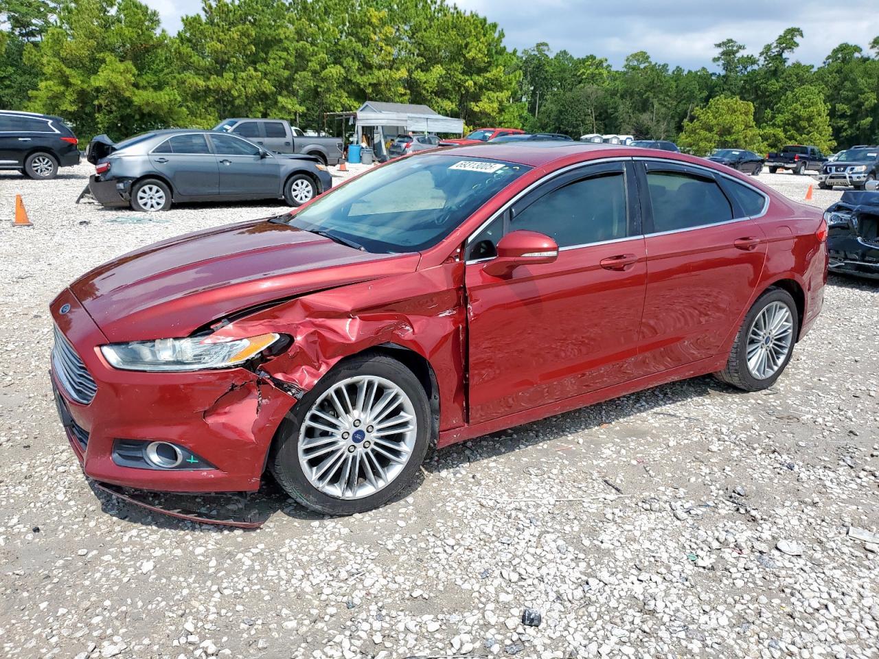 FORD FUSION SE