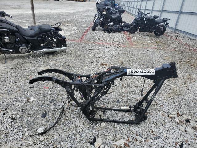 2010 HARLEY-DAVIDSON FLHX 1HD1KB414AB657451