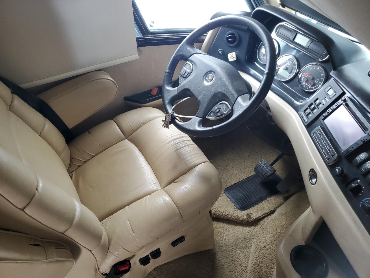 Lot #3216918367 2012 ROADMASTER RAIL LF4F