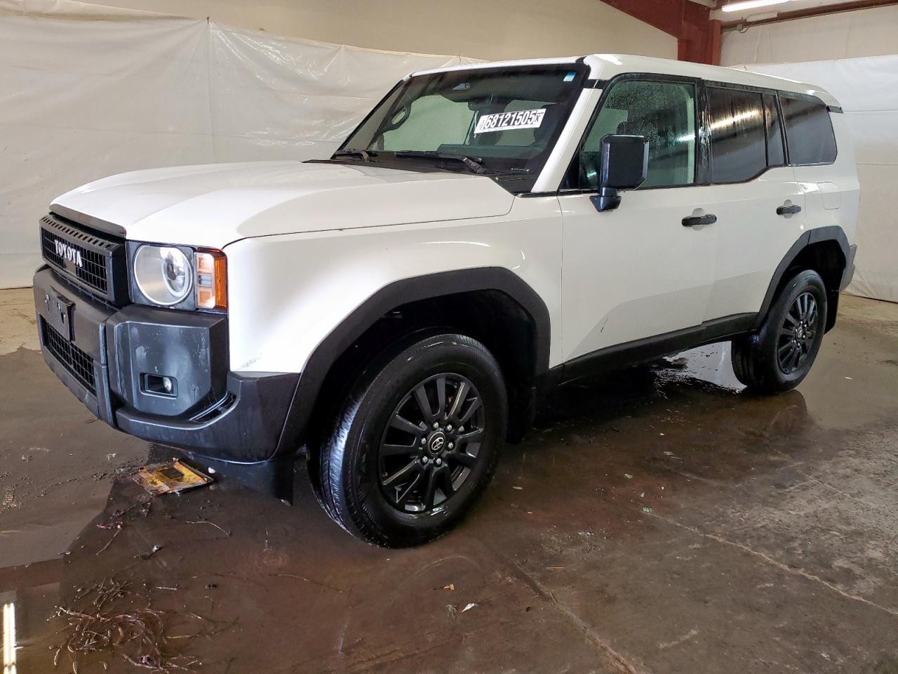 TOYOTA LAND CRUISER BASE