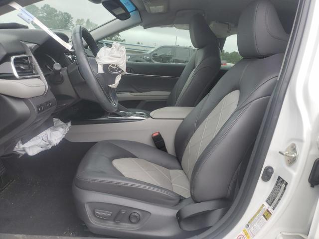 2018 TOYOTA CAMRY L - 4T1B11HK3JU066386