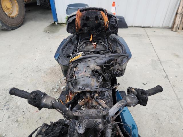 2021 CAN-AM SPYDER ROA 2BXNBDD21MV001681