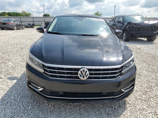 2017 VOLKSWAGEN PASSAT SEL 1VWCT7A31HC083774