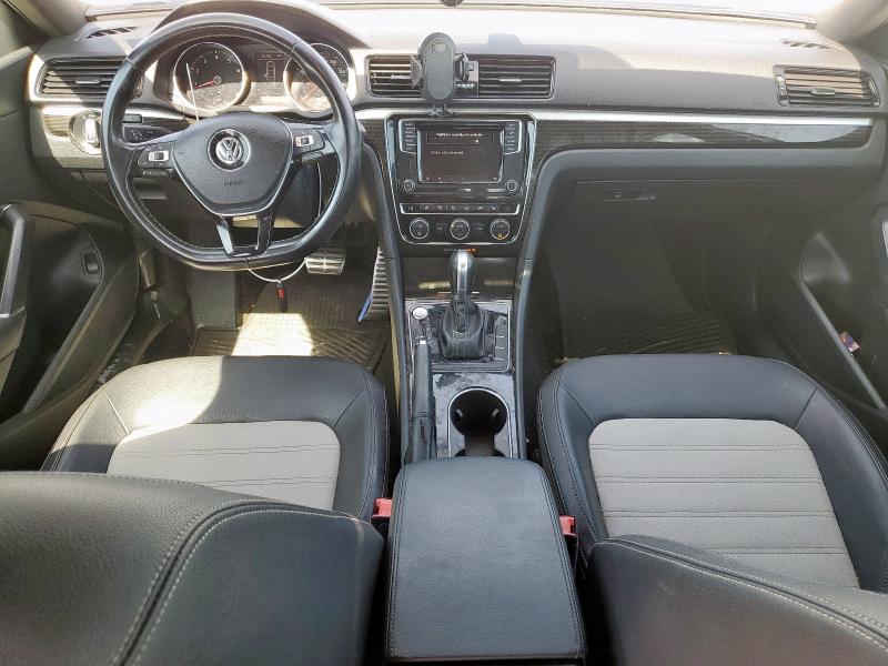 2018 VOLKSWAGEN PASSAT GT 1VWJM7A30JC034883