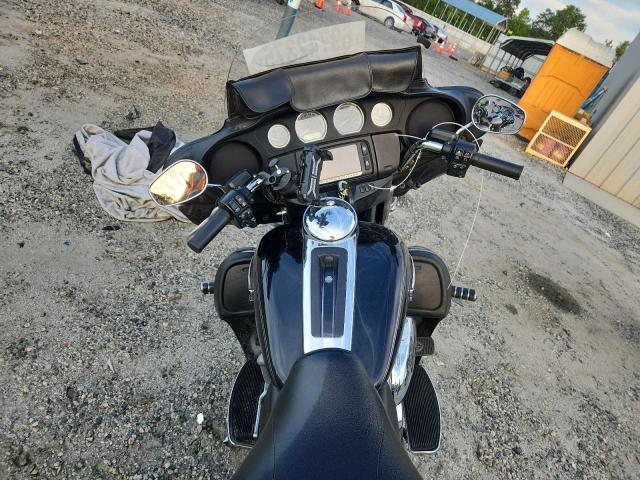 2017 HARLEY-DAVIDSON FLHTCU ULT 1HD1FCC12HB640220