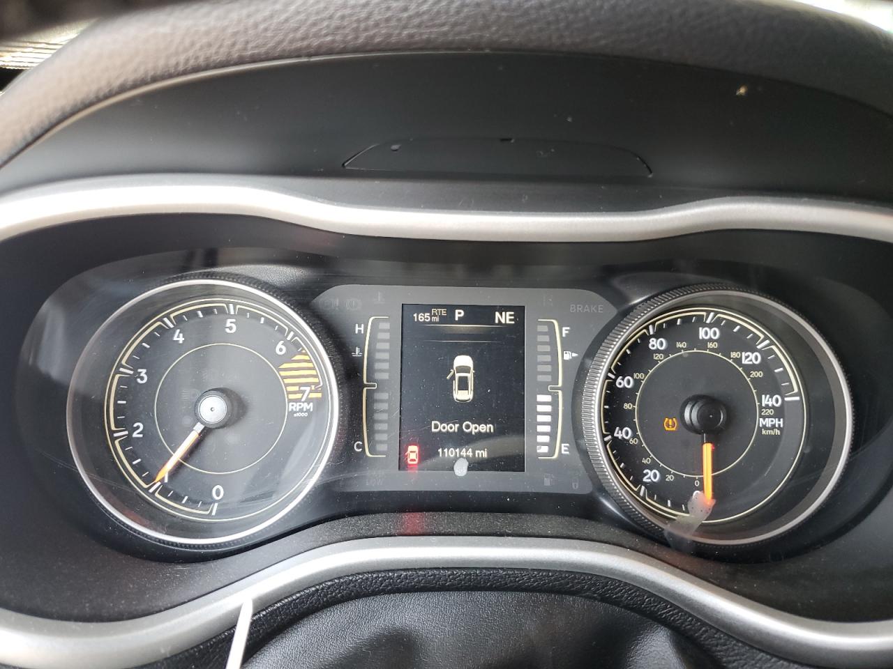 JEEP GRAND CHEROKEE LATITUDE PLUS