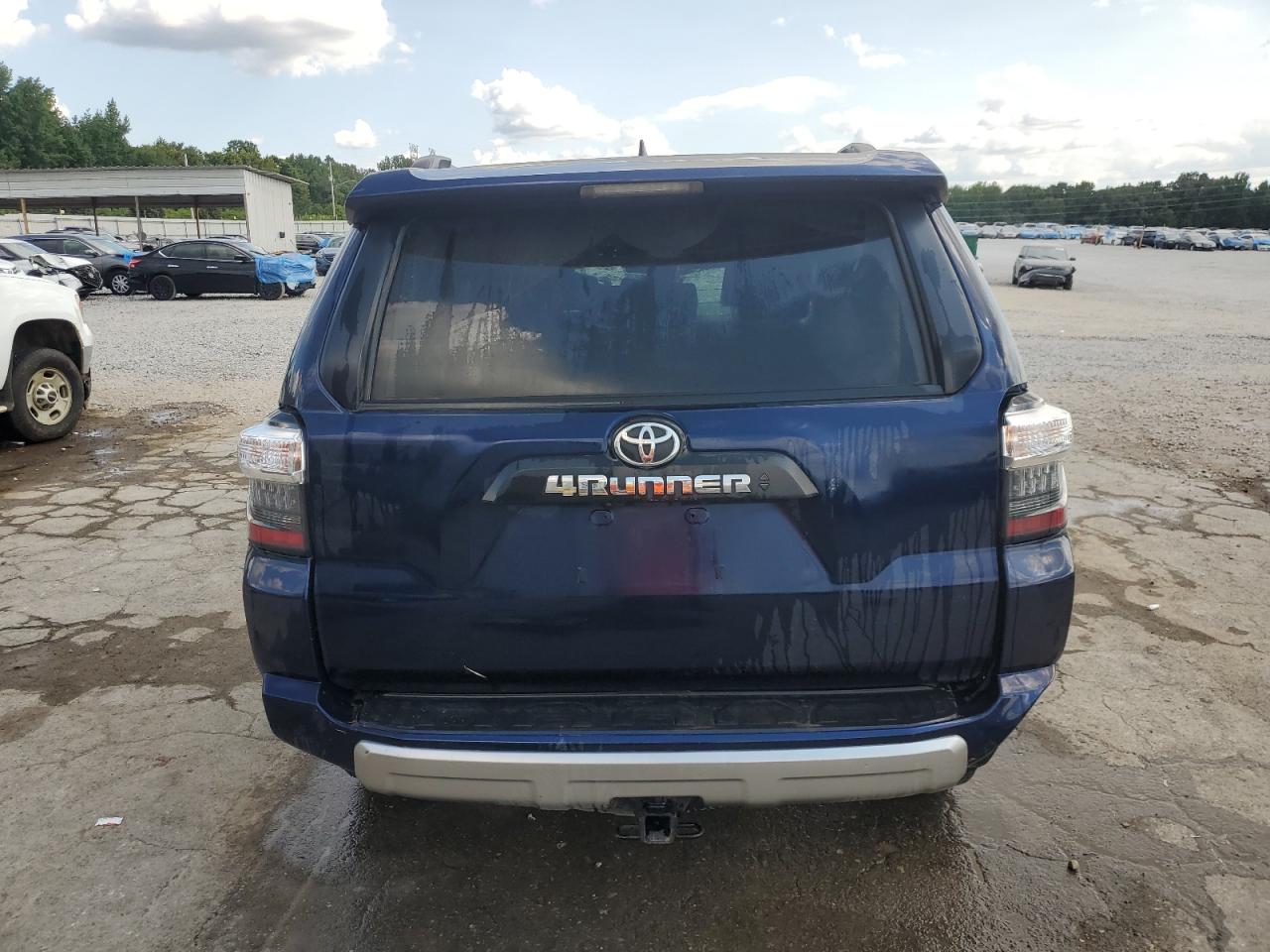 TOYOTA 4RUNNER SR5 PREMIUM