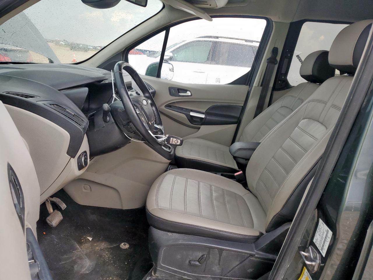 FORD TRANSIT CONNECT TITANIUM