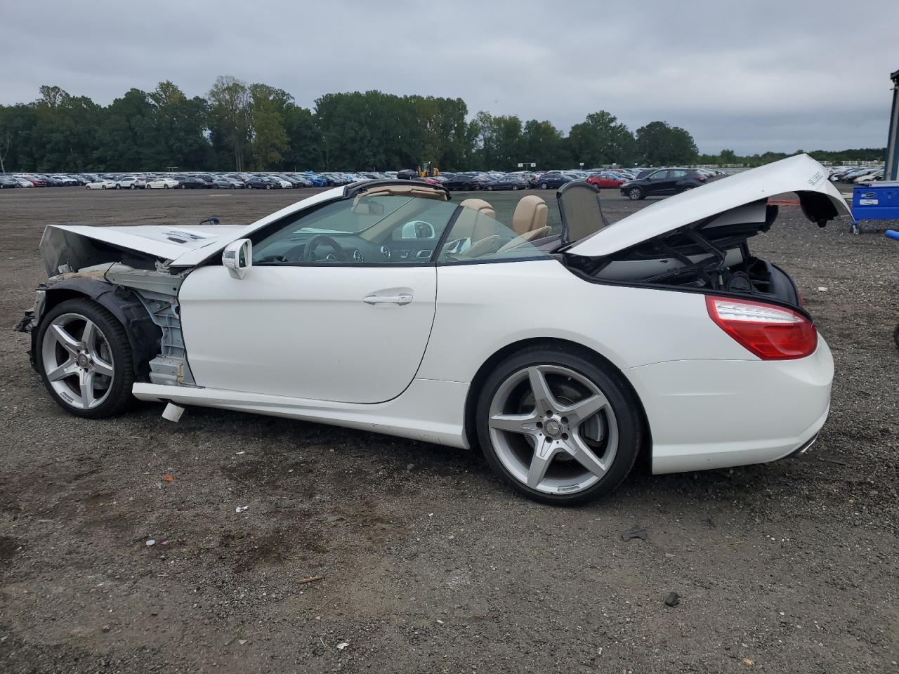 MERCEDES-BENZ SL-CLASS 550