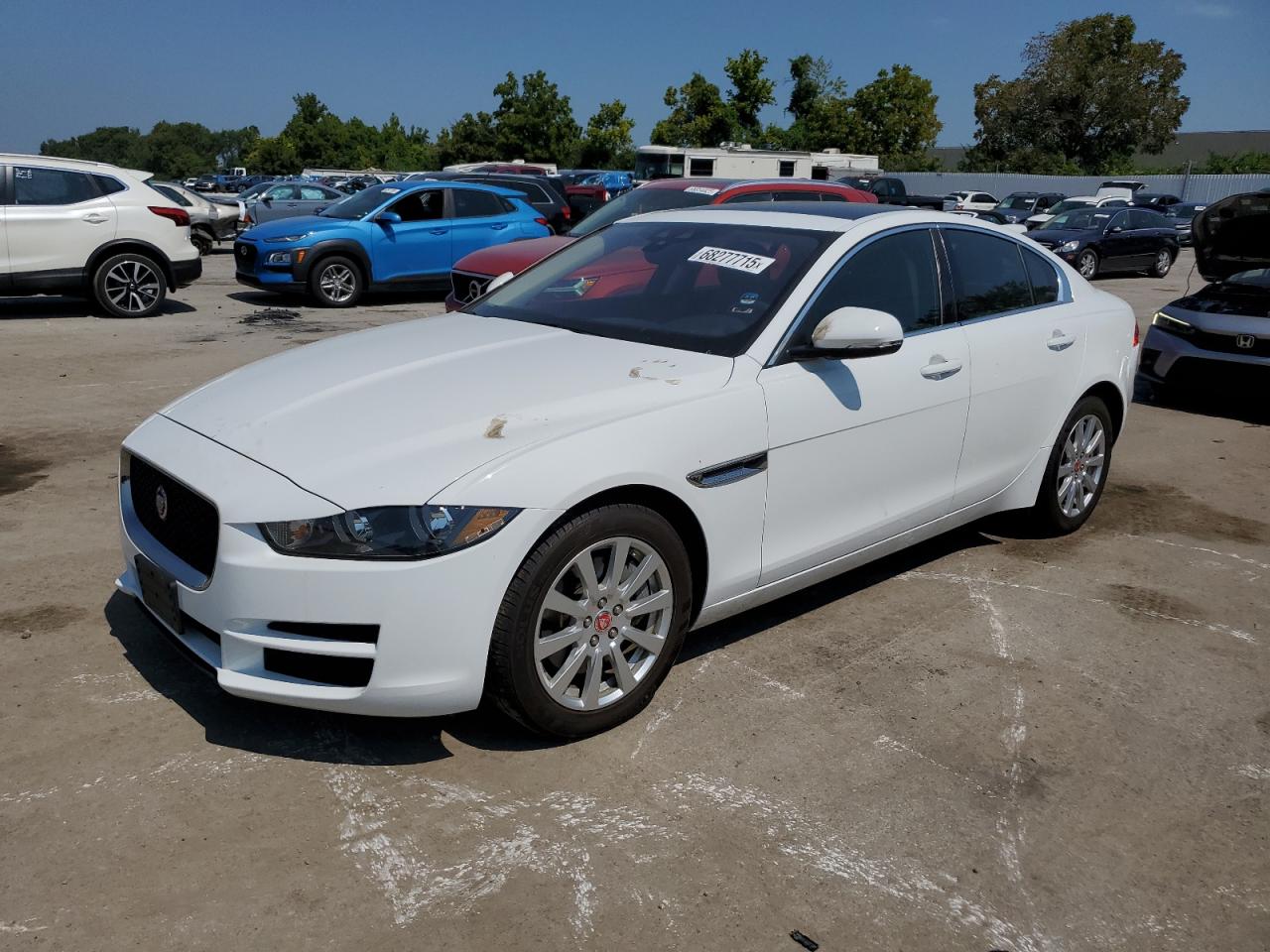 JAGUAR XE