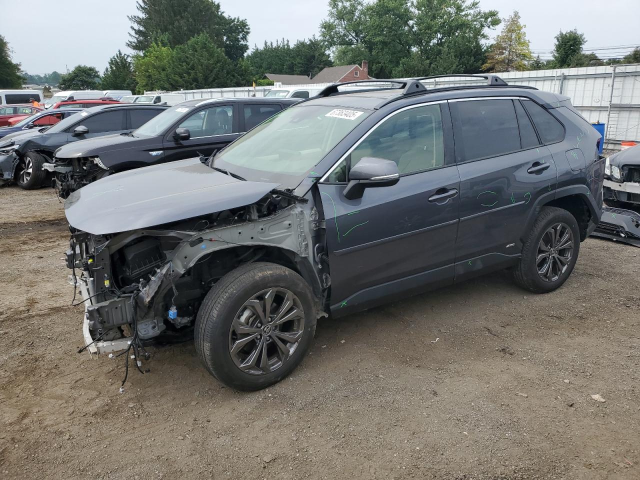 TOYOTA RAV4 XLE PREMIUM