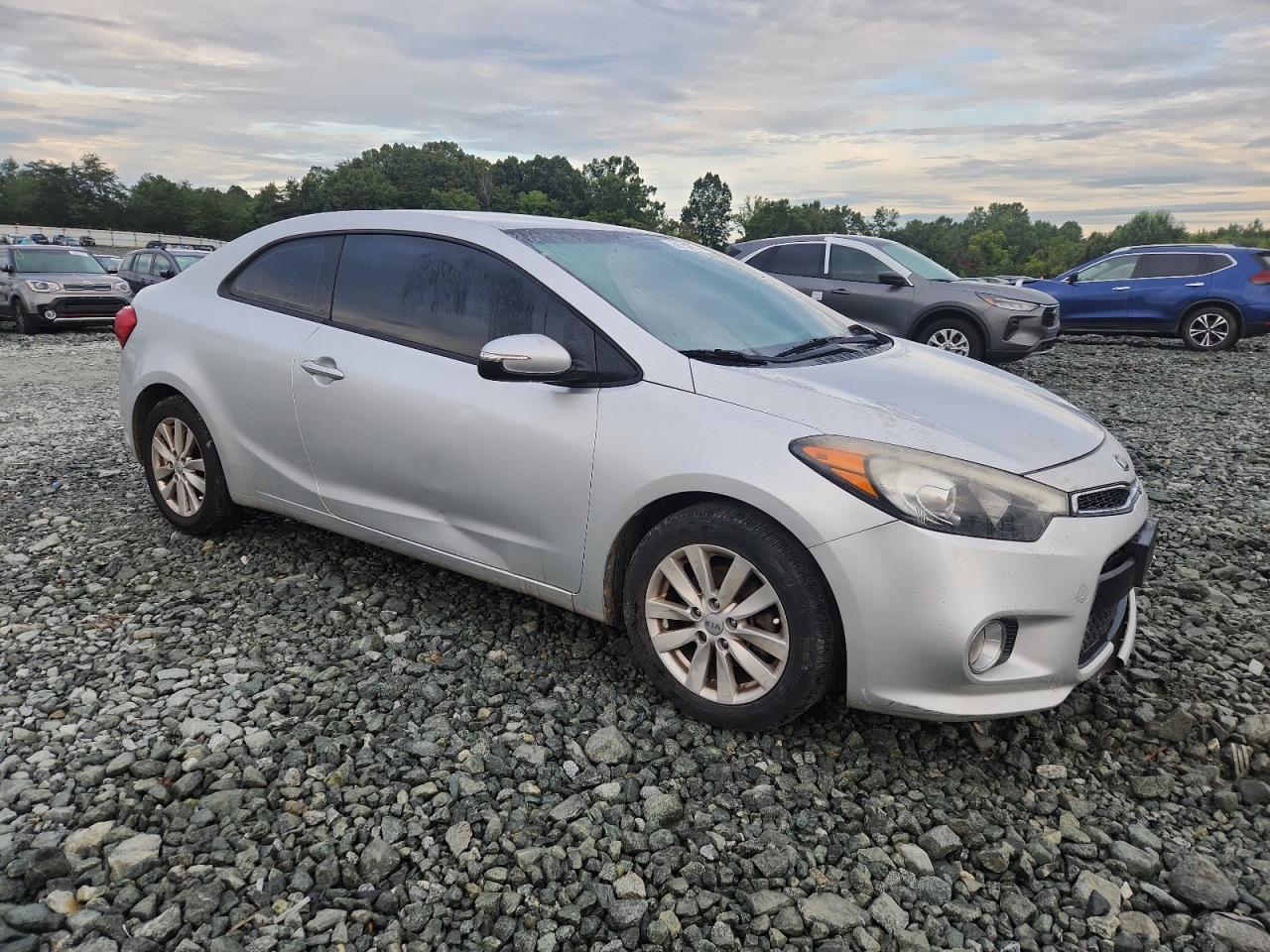 KIA FORTE EX
