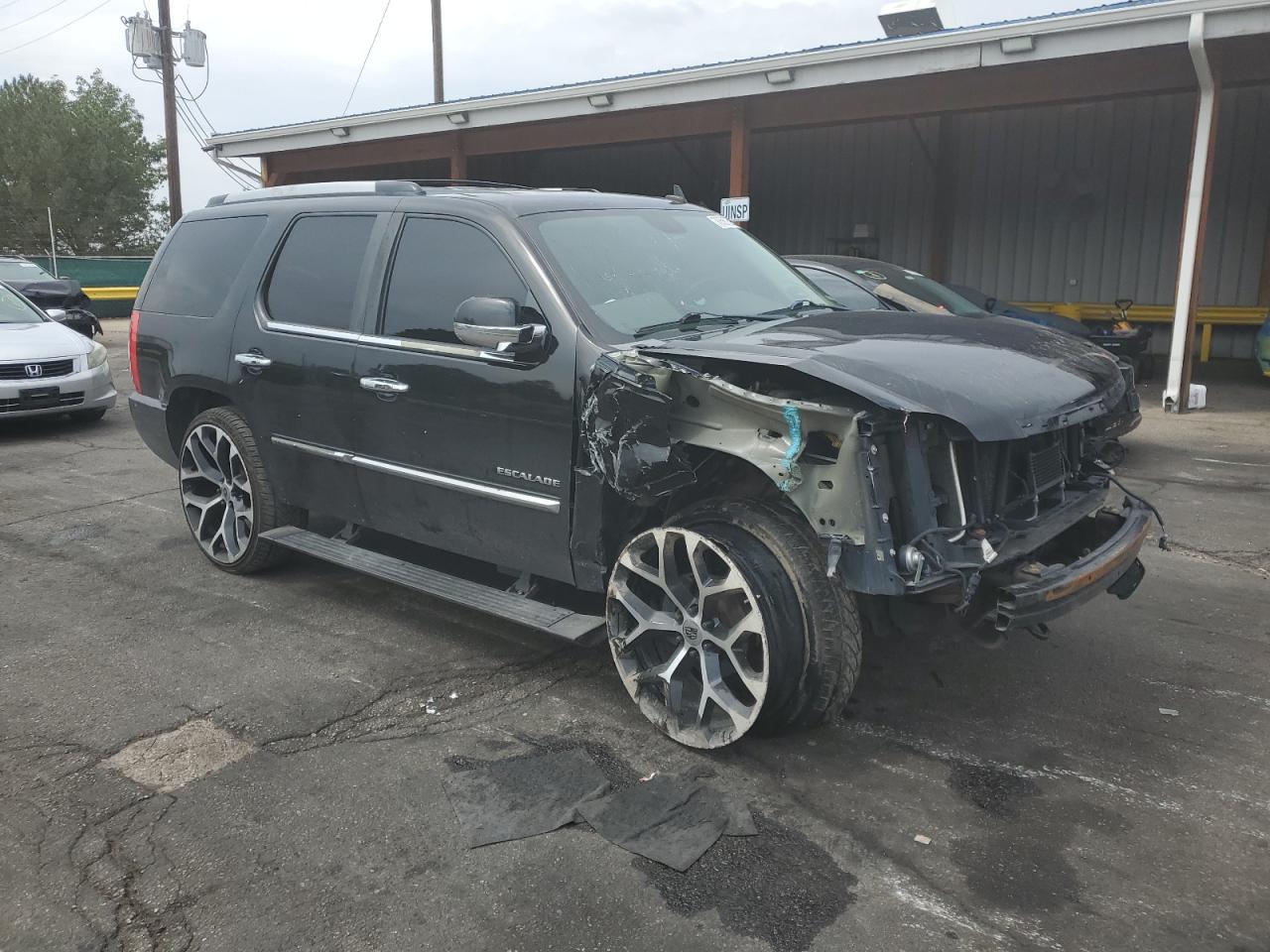 CADILLAC ESCALADE PREMIUM