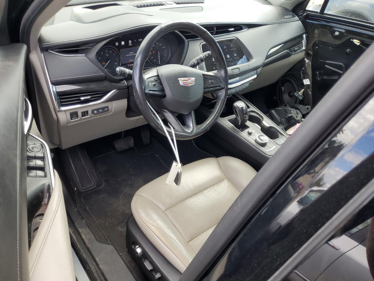 CADILLAC XT4 PREMIUM LUXURY