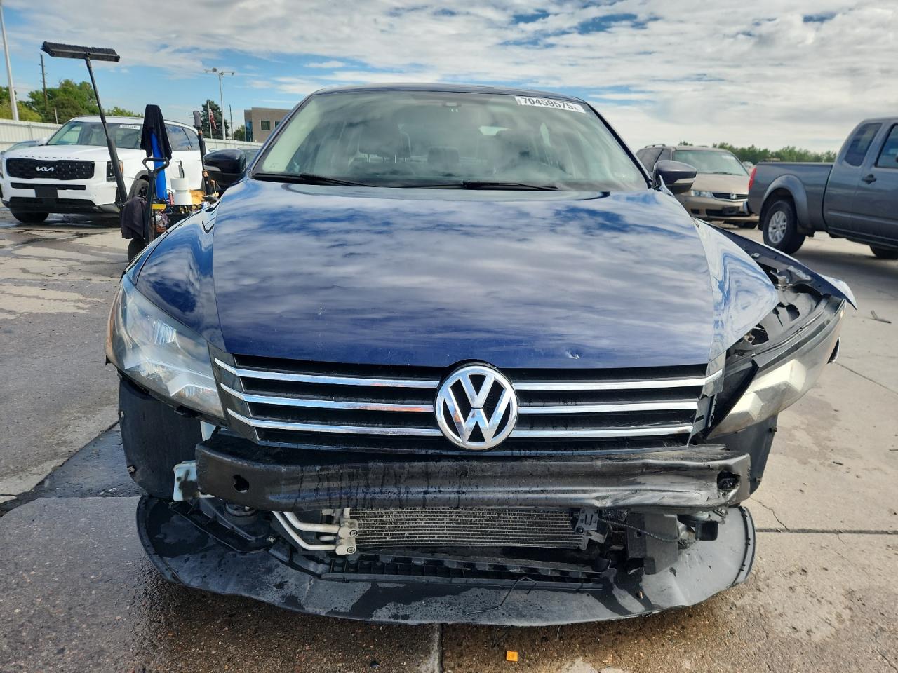 VOLKSWAGEN PASSAT SE