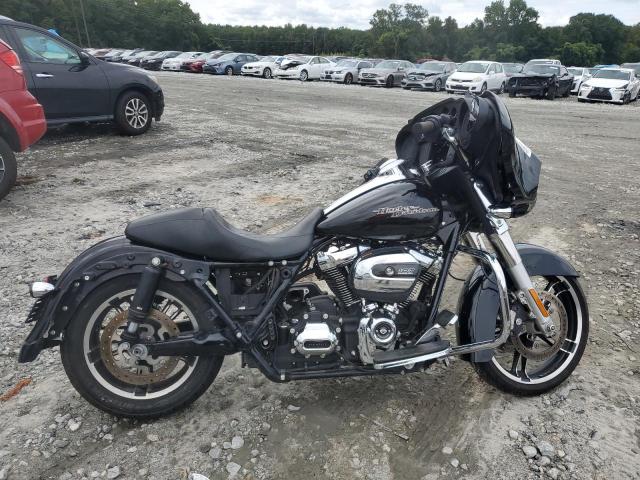 2017 HARLEY-DAVIDSON FLHX STREET GLIDE 1HD1KBC1XHB661791