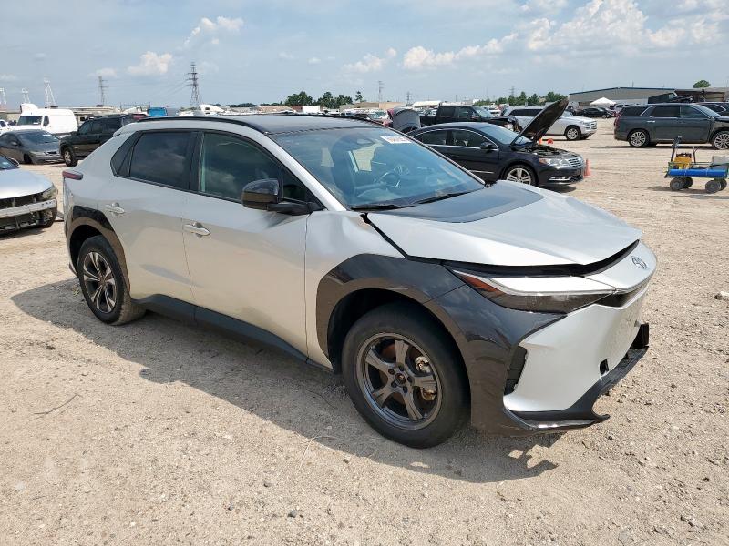 2024 TOYOTA BZ4X XLE JTMABACA4RA056975