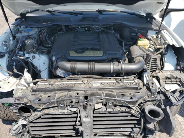2017 PORSCHE CAYENNE WP1AA2A28HKA81924