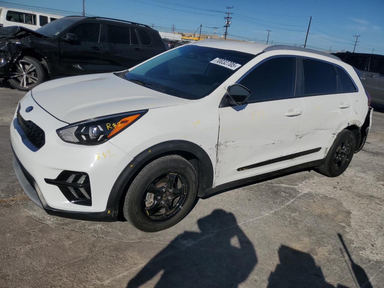KIA NIRO LX