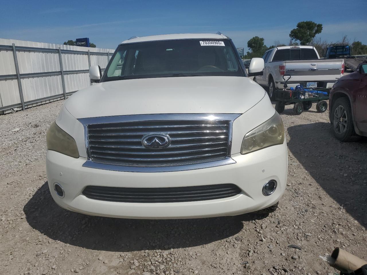INFINITI QX56