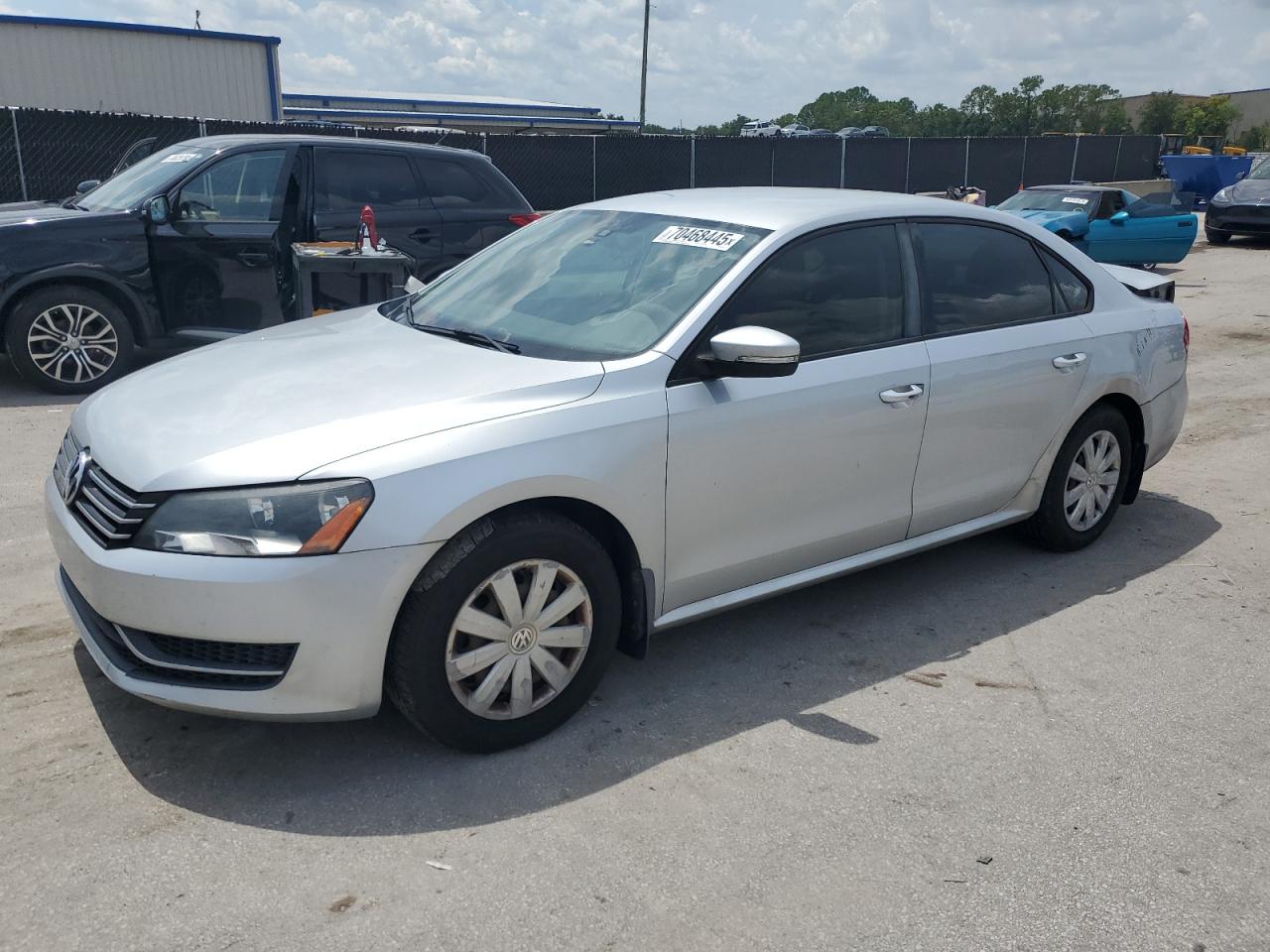 VOLKSWAGEN PASSAT S